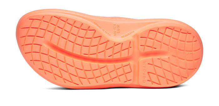 Women's OOyea Slide Sandal - Sunburst bottom view