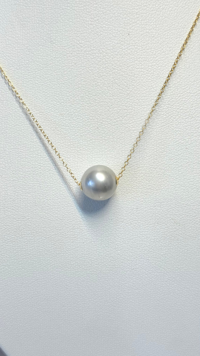 AAA White Tahitian floating pearl necklace