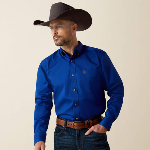 Ariat Men - Solid Twill Classic Fit Shirt (Blue) 10006660