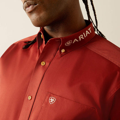 Ariat Men - Team Logo Twill Classic Fit Shirt (Dark Red) 10055288