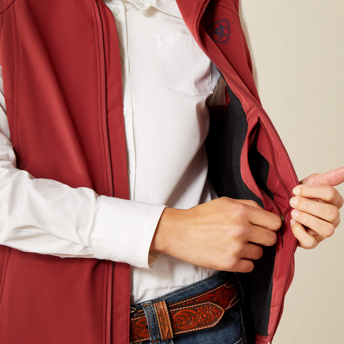 Ariat Women - Logo Softshell Vest (Burnt Russet) 10062787