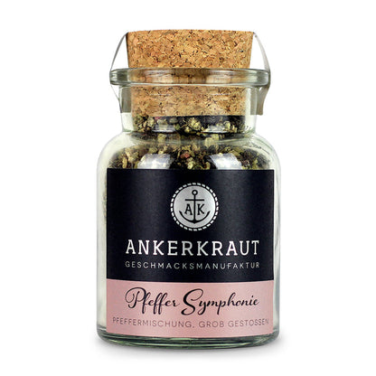 Pfeffer Symphonie von Ankerkraut im Korkenglas auf weißem Hintergrund.