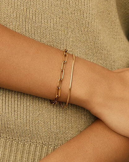 Classic Paperclip Chain Bracelet | 18ct Gold Plated Bracelets Missoma