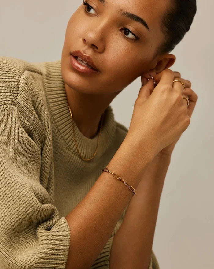 Classic Paperclip Chain Bracelet | 18ct Gold Plated Bracelets Missoma