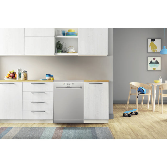 Indesit D2FHK26S Full Size Dishwasher with 14 Place Setting Silver Silver