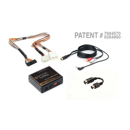 A GateWay SAT kit for Honda and Acura vehicles, including a satellite radio tuner and an auxiliary input, with all harnesses included and labeled with a patent number.