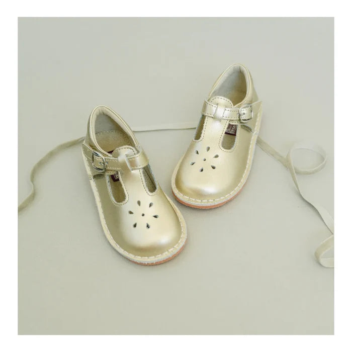 L'Amour | Joy Metallic Leather T-Strap