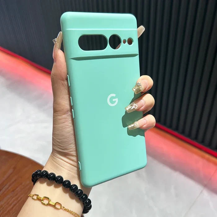 Pixel 8 / Light Cyan