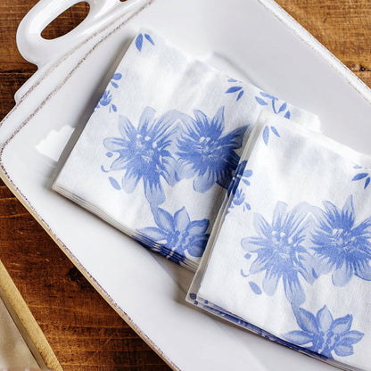 Blue and white floral Papersoft guest napkins by Vietri, set of 20, featuring elegant floral paper towels for events.