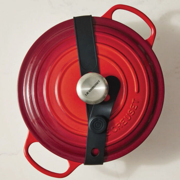 Silicone Travel Latch in use