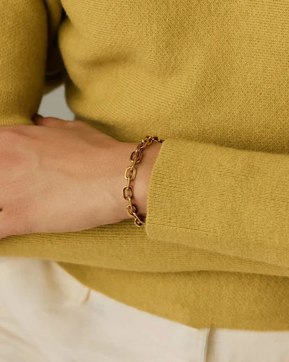 Square Paperclip Chain Bracelet | 18ct Gold Plated Bracelets Missoma