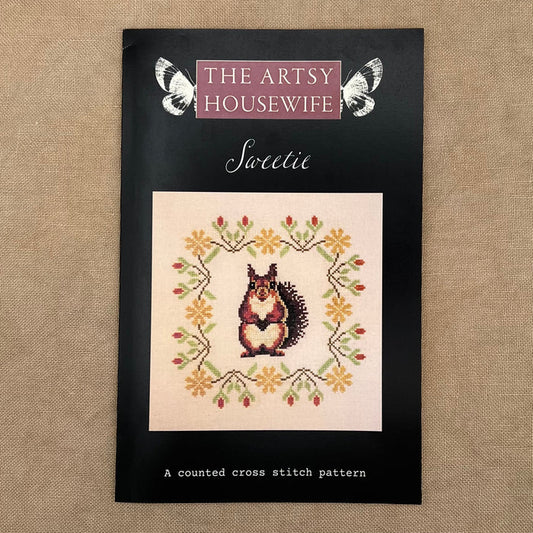 The Artsy Housewife - Sweetie - Chart IH and/or Roxy Floss Conversion