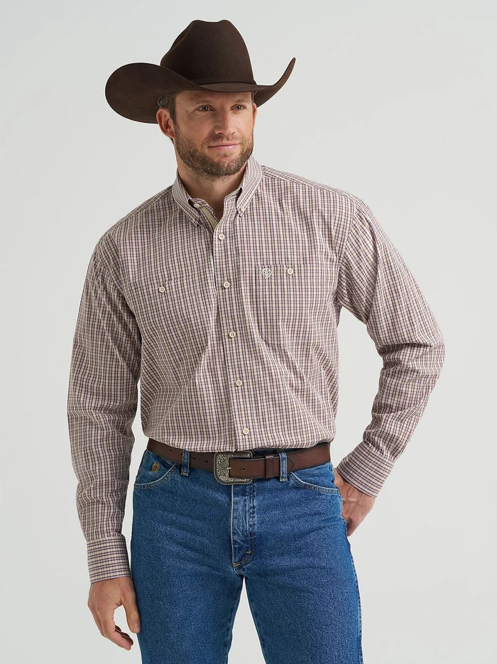 Wrangler Men - George Strait Button Down (Purple Tan Plaid) 112369635